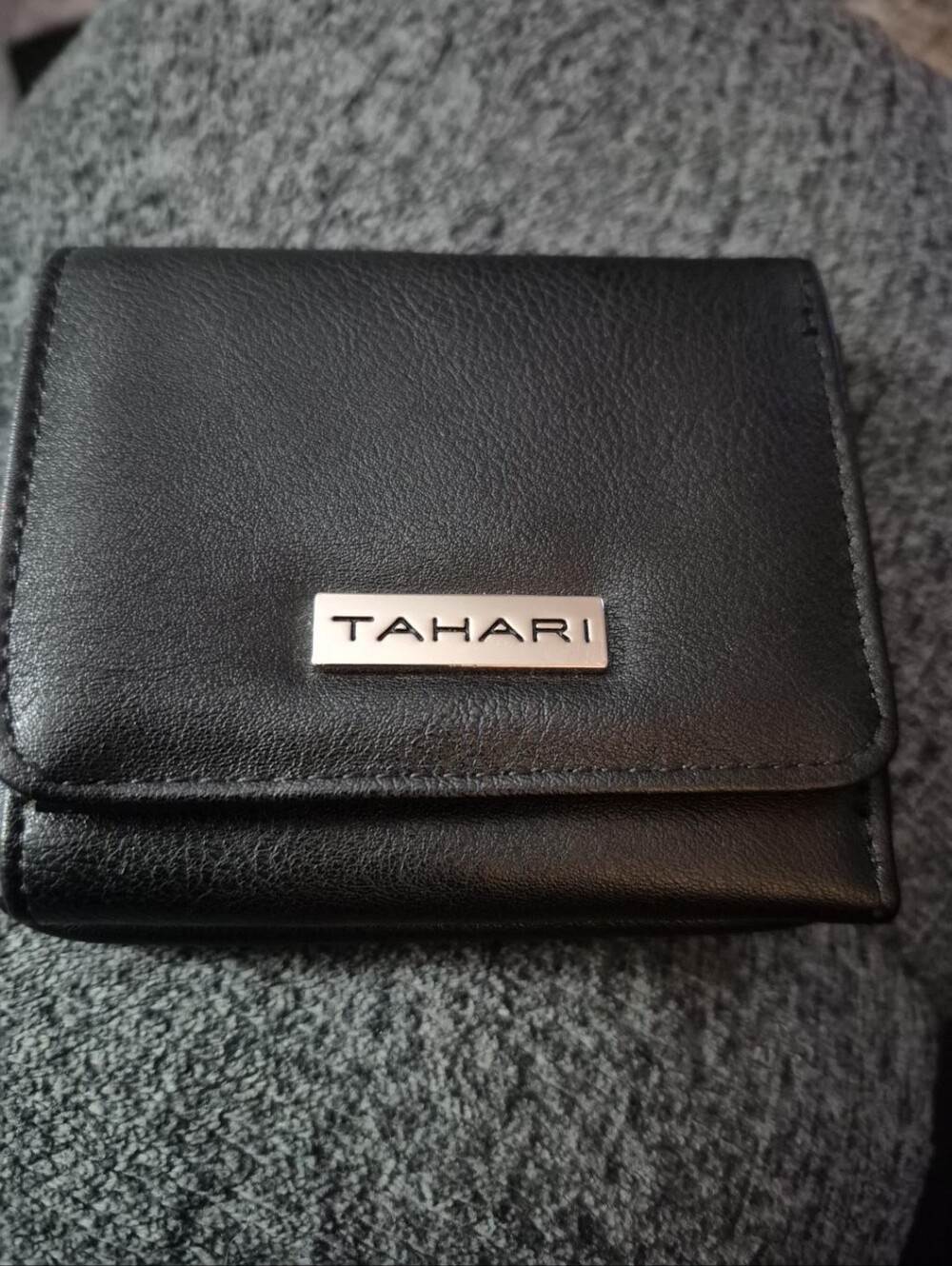 Tahari Black Faux Leather Wallet Personal Protection Lining Organizer